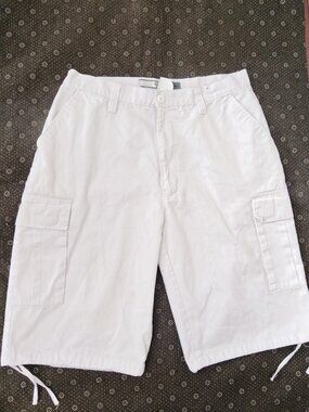 Vintage Regal Wear Y2K White Cargo Shorts Size 38 Baggy Gorpcore Skater